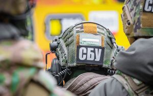 СБУ встановила, що чоловіки виконують каральні завдання російських окупантів