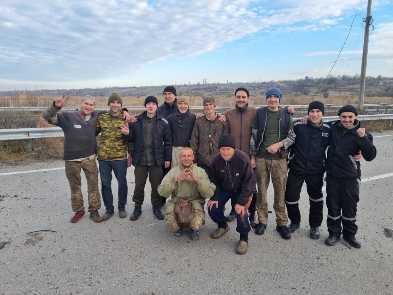 74 звільнені&nbsp;&ndash; захисники заводу "Азовсталь" у Маріуполі