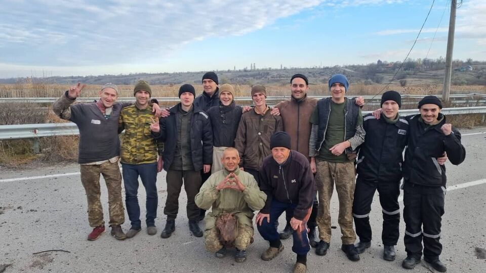 74 звільнені – захисники заводу "Азовсталь" у Маріуполі