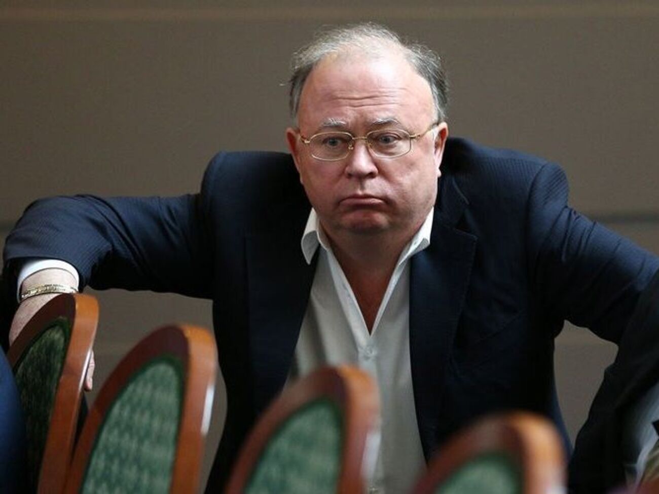 Караулов рассказал, что во время обыска его дома не работали телефоны