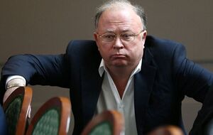 Караулов рассказал, что во время обыска его дома не работали телефоны