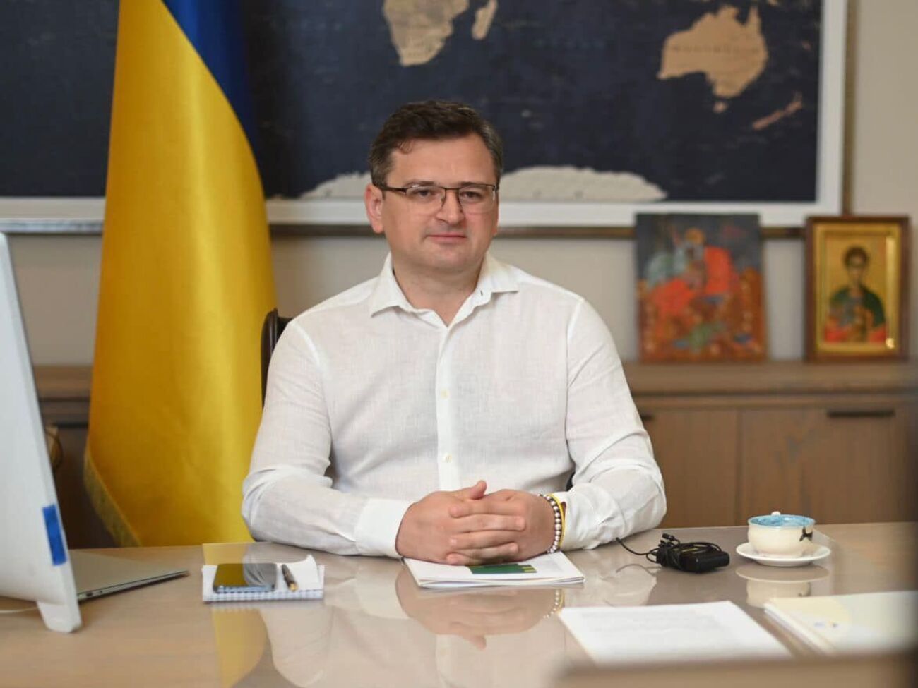 Кулеба ответил, кто атаковал корабли РФ в Севастополе