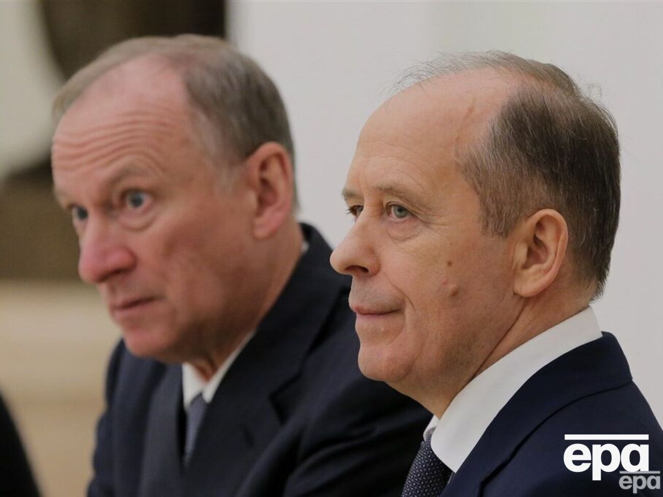 Патрушев (ліворуч) і Бортников переконали Путіна розпочати війну в Україні, стверджує The Times