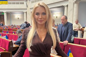 Аллахвердієва отримала в подарунок 14,4 млн грн, 5,3 млн грн і швейцарський годинник Defy Midnight за 310 тис. грн