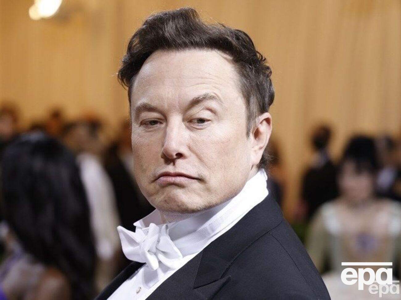 Twitter тепер&nbsp;&ndash; власність Маска, і він має право змінювати і правила в компанії, і контент у соцмережі, вважає Шустер