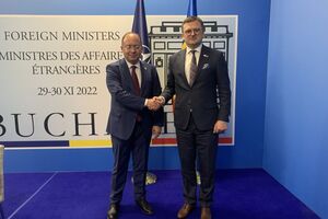 Ауреску и Кулеба встретились в Бухаресте