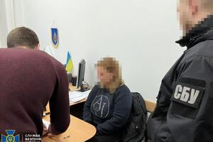 По информации СБУ, женщина передавала российским оккупантам списки участников АТО и других граждан
