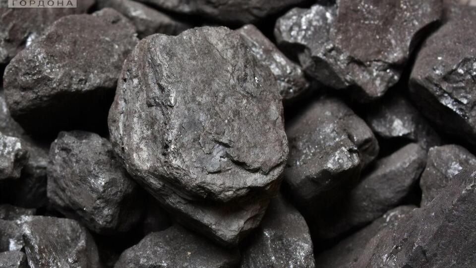 Україна змушена використовувати додаткові обсяги вугілля й газу через постійні обстріли інфраструктури Росією