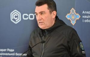 Данилов не считает правильным обращать внимание на высказывания Медведева