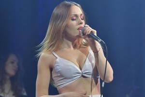 Alyosha: Я бачу інший світ, відчуваю тепло
