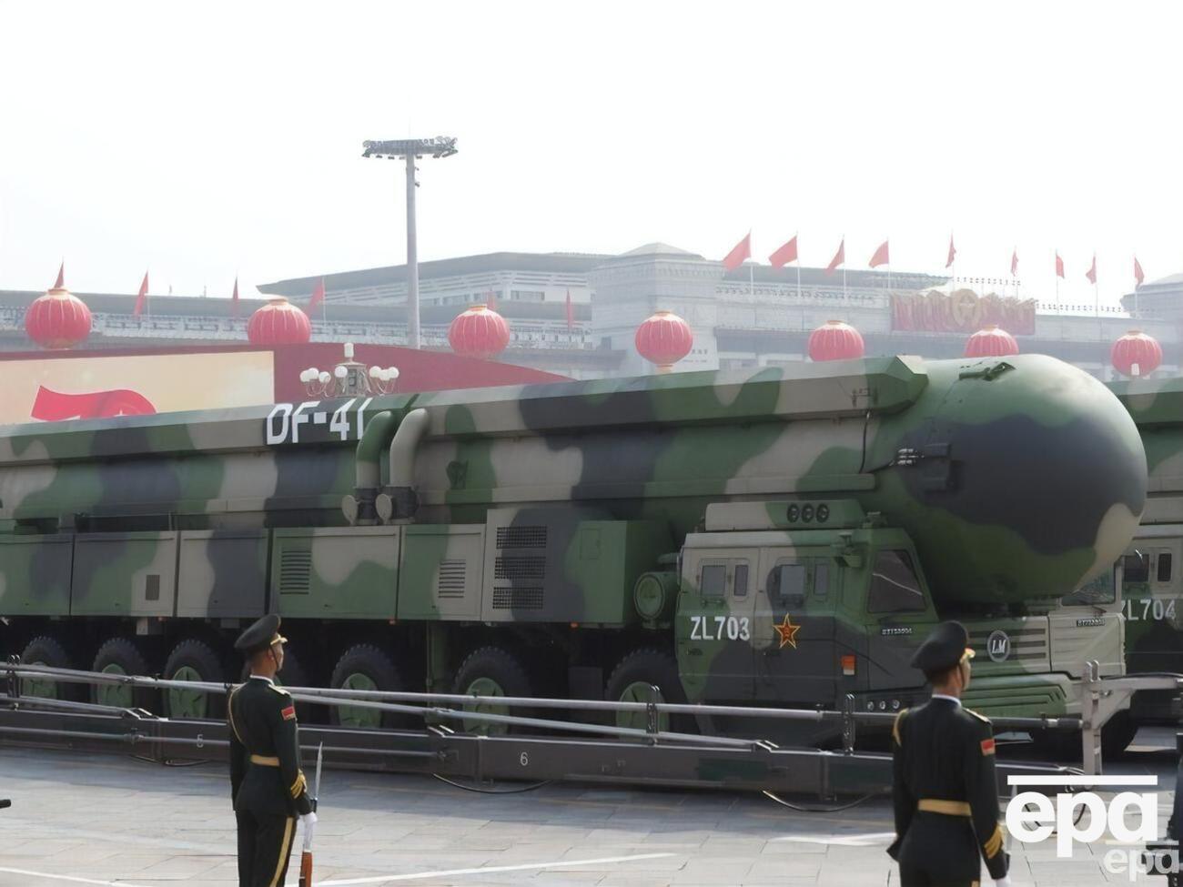 В 2021 году Китай провел 135 испытаний баллистических ракет