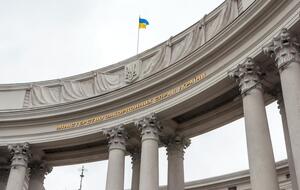 В МИД сообщили, что пострадал один сотрудник посольства в Мадриде