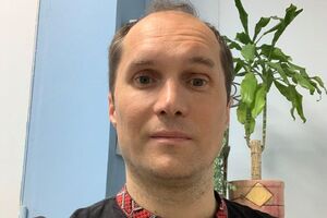 Если бы мы потеряли 100 тыс. военных, то раненых было бы более 400 тыс. А это гораздо больше, чем Украина вообще развернула в боевом составе