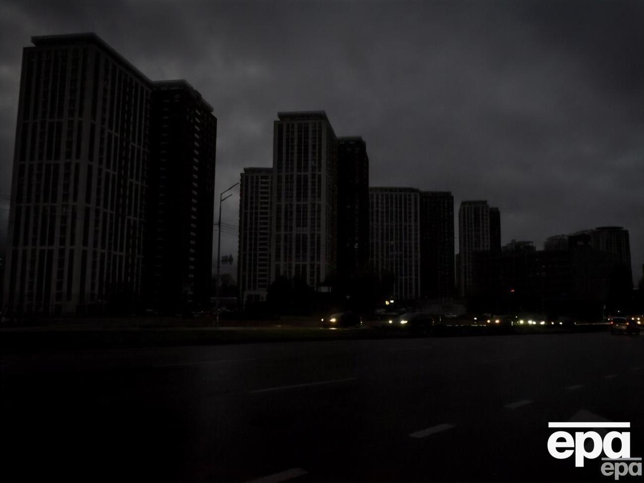 В Киеве до сих пор применяются экстренные отключения света, отметили в&nbsp;Yasno