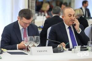 Кулеба і Чавушоглу провели зустріч у Бухаресті