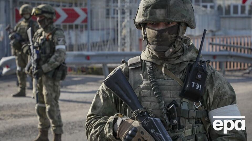Окупанти зупиняють людей на вулицях і проводять "перепис"