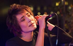 Земфира: Прямо сейчас моя страна уничтожает Украину и саму себя