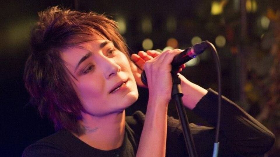 Земфира: Прямо сейчас моя страна уничтожает Украину и саму себя