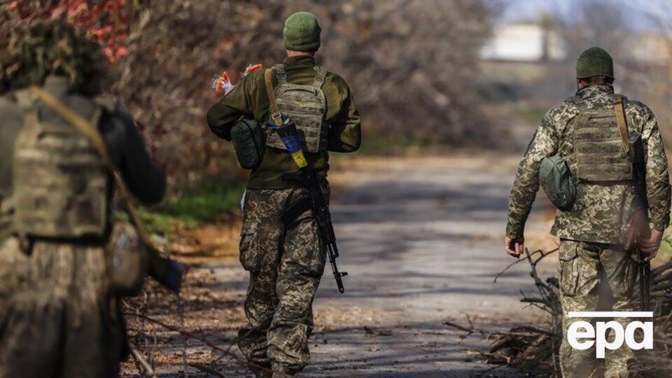 ЗСУ не можуть поки що вести контрнаступ на херсонському напрямку через погоду, заявив Резніков