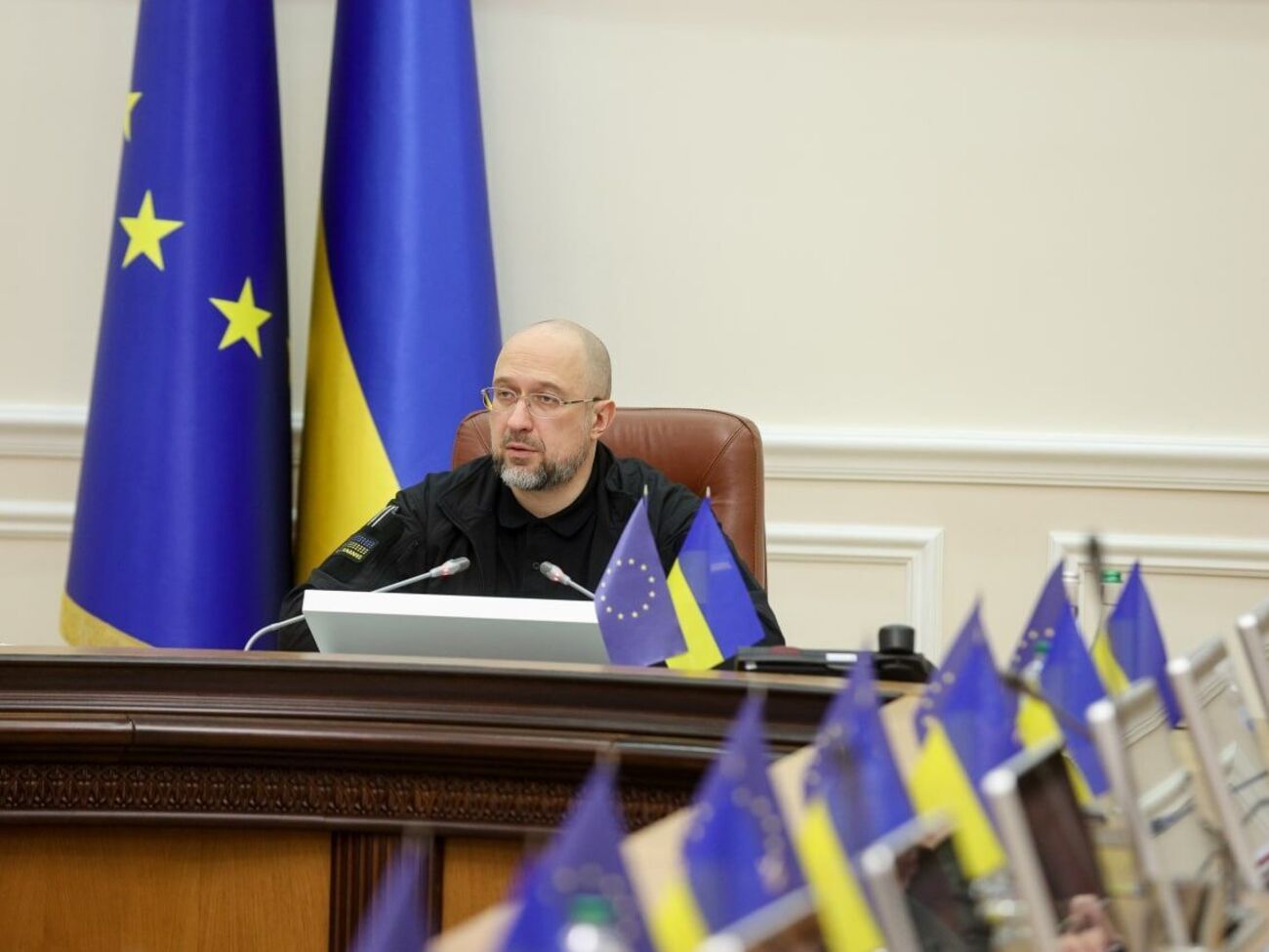 В подземных газохранилищах Украины "достаточно ресурса", отметил Шмыгаль