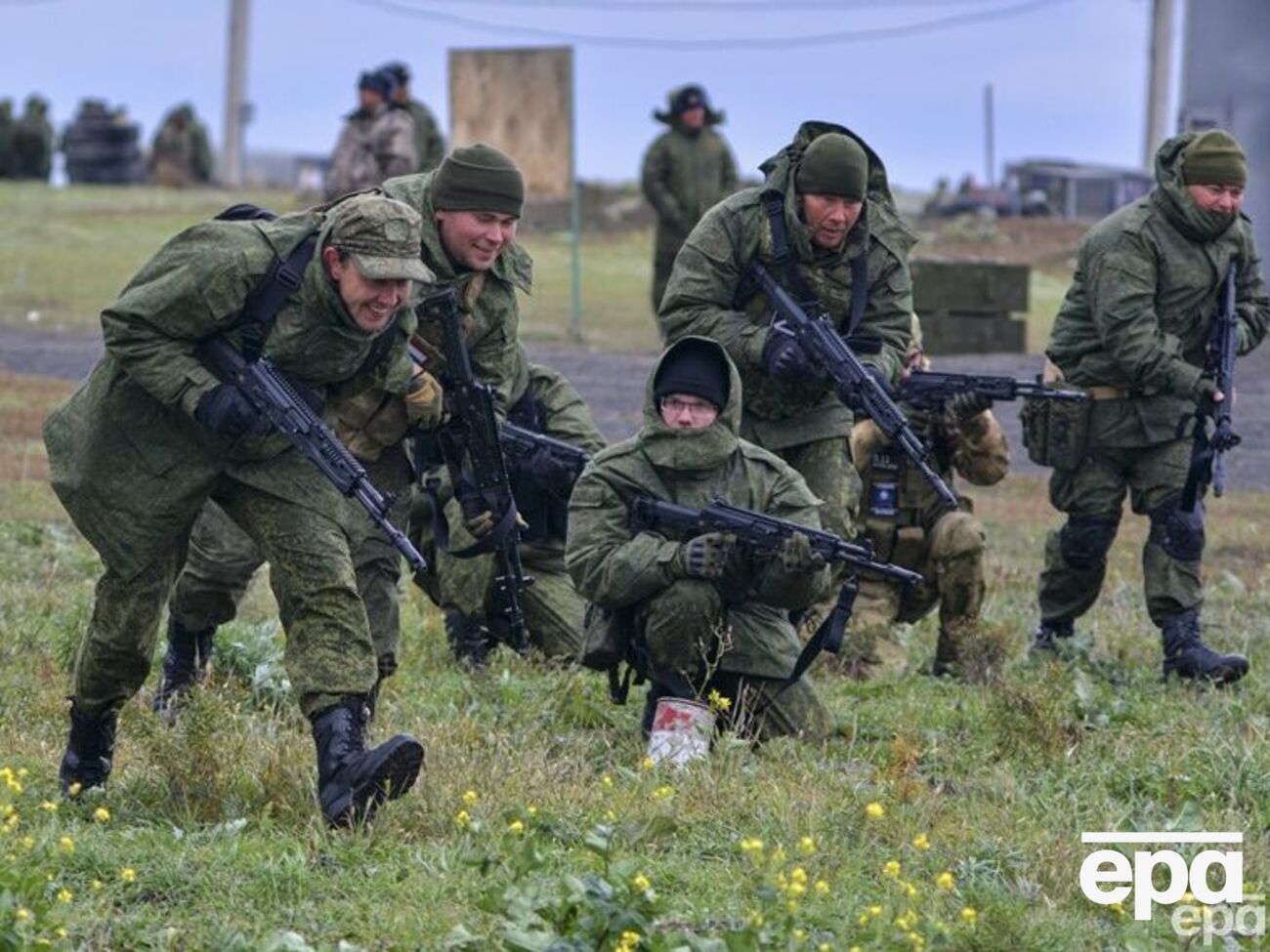 В Украину привезли мобилизованных россиян, отметил Гайдай