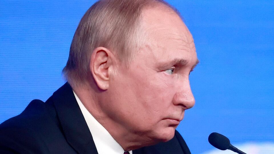 Путин: Сейчас мы видим объятия руководителей Польши и Украины