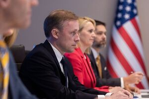 Основной вопрос переговоров с РФ – как выглядит "справедливый мир" и как его можно достичь, отметил Салливан