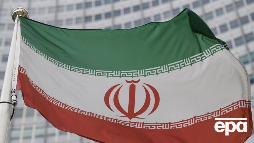 CNN звертає увагу, що публічно Кремль виступає проти володіння Іраном ядерною зброєю