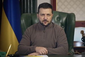 Для Украины на взносы покупаются дроны, вертолеты, машины для разминирования, десятки "скорых", рассказал Зеленский