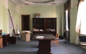 Из кабинетов херсонских чиновников украдено все ценное имущество, отмечают журналисты