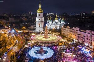 Ялинка, встановлена в Києві минулого року, увійшла в топ найкрасивіших у Європі