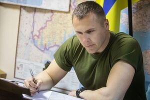 Костенко уверен, что Россия сможет найти для себя оружие в мире, поэтому не стоит ожидать, что оно закончится