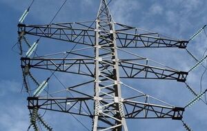 За даними міністерства енергетики України, російські обстріли пошкодили приблизно 40% енергетичної інфраструктури країни