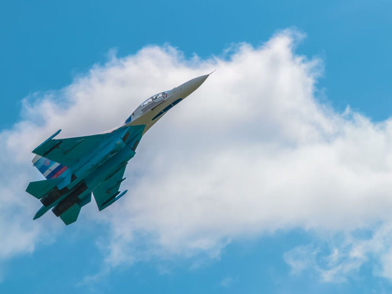 Втрати літаків у Росії, імовірно, значно перевищують їхні можливості з виробництва нових