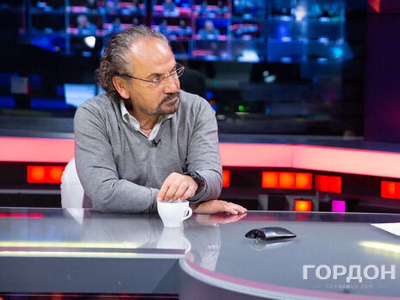 Шустер: Меркель поддалась давлению бизнес-лобби