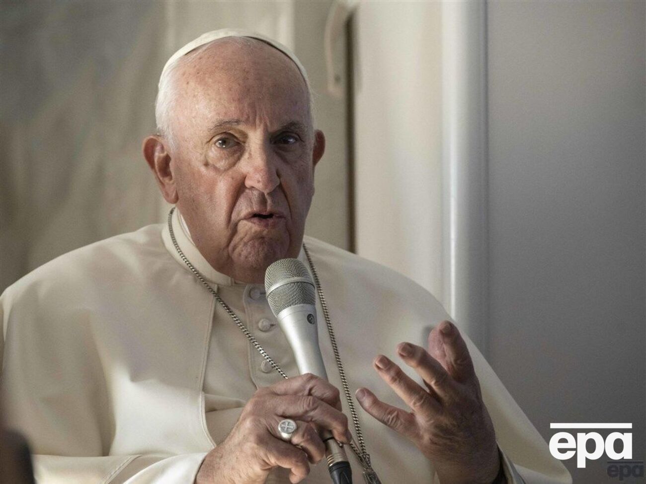 Папа римский рассказал о своей приверженности россиянам