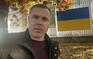 Костенко отметил, что пока цивилизованные страны вкладывали в культуру, Россия делала оружие