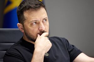 Зеленський вважає перехід п'яти стратегічних підприємств у держвласність на час воєнного стану правильним кроком