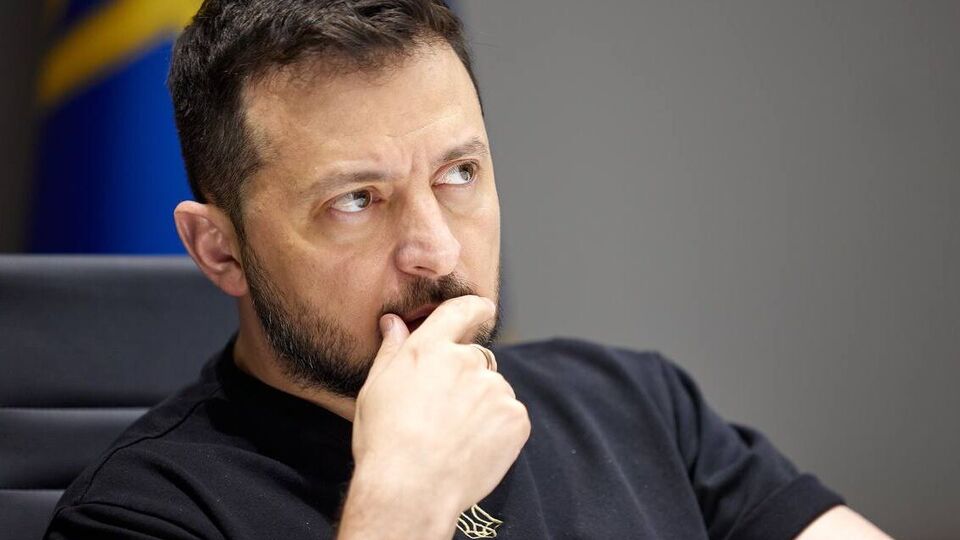 Зеленський вважає перехід п'яти стратегічних підприємств у держвласність на час воєнного стану правильним кроком