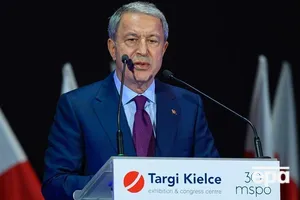 Акар заявил, что Турция выступает с идеей продлить действие "зерновой сделки" еще на год