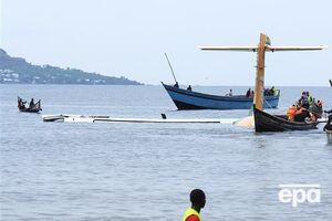 Літак зазнав аварії під час приземлення в негоду