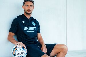 Яремчук вернулся в Бельгию, но в "Брюгге", а не в "Гент". Фанаты ему этого не простили