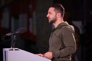 Зеленский: Кожемяко говорит, что потери "далеко не такие". Вот не такие... А какие? От Владивостока до Павловки больше 9 тыс. км. Но он уверен, что потери "не такие"