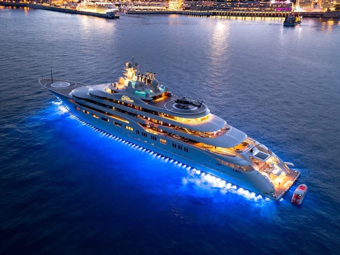 Картины были частью обстановки конфискованной яхты Усманова Dilbar