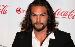 Порося Момоа приніс зі знімального майданчика