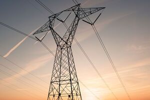 Після масових російських обстрілів в Україні почалися вимкнення світла