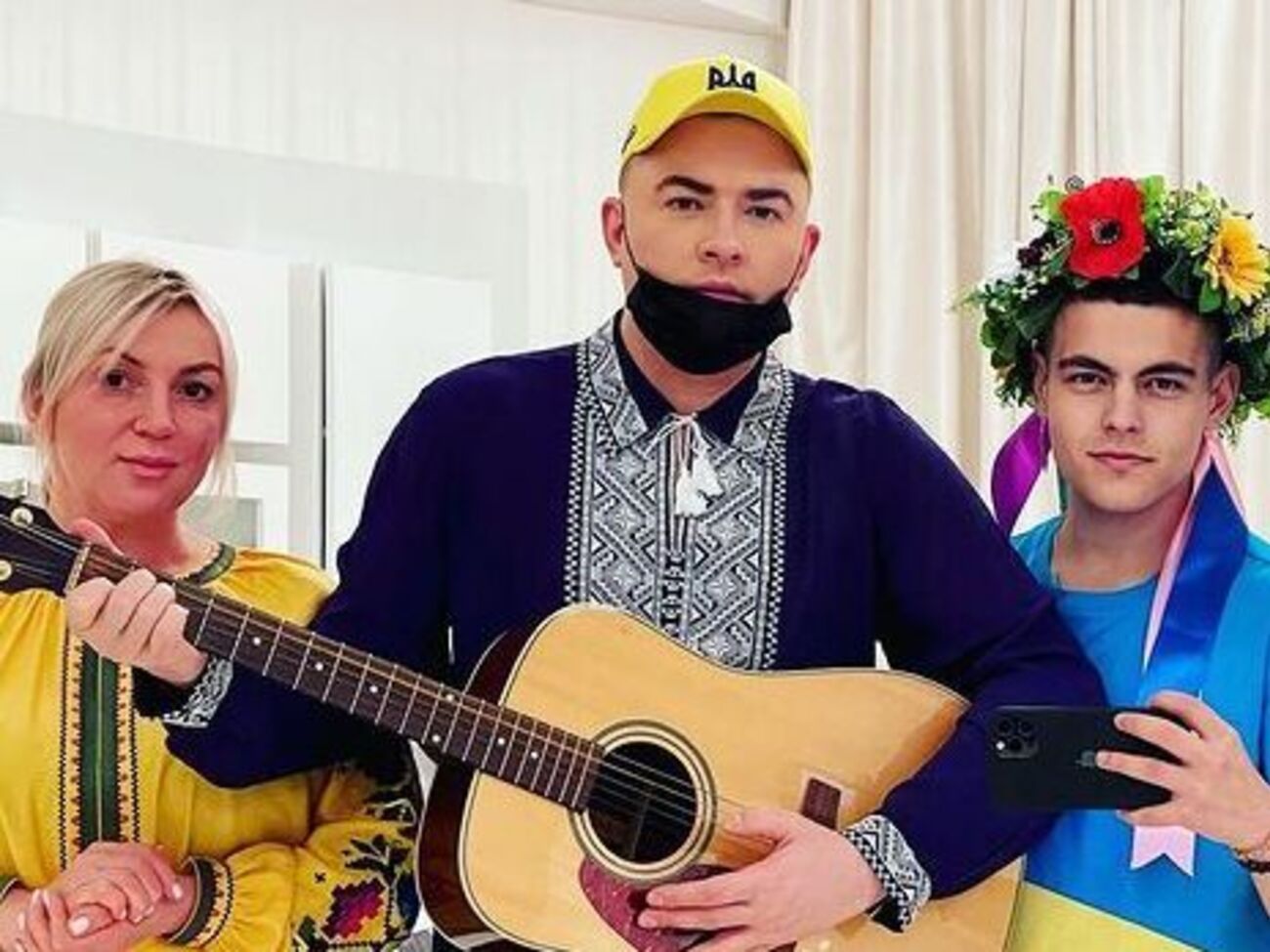 Кроме новой кричалки, Данилко является автором популярных фраз "Геть с Украины, москаль некрасивый!" и&nbsp;"Раша, гудбай"