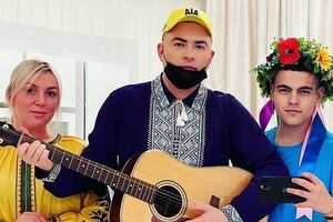 Кроме новой кричалки, Данилко является автором популярных фраз "Геть с Украины, москаль некрасивый!" и "Раша, гудбай"