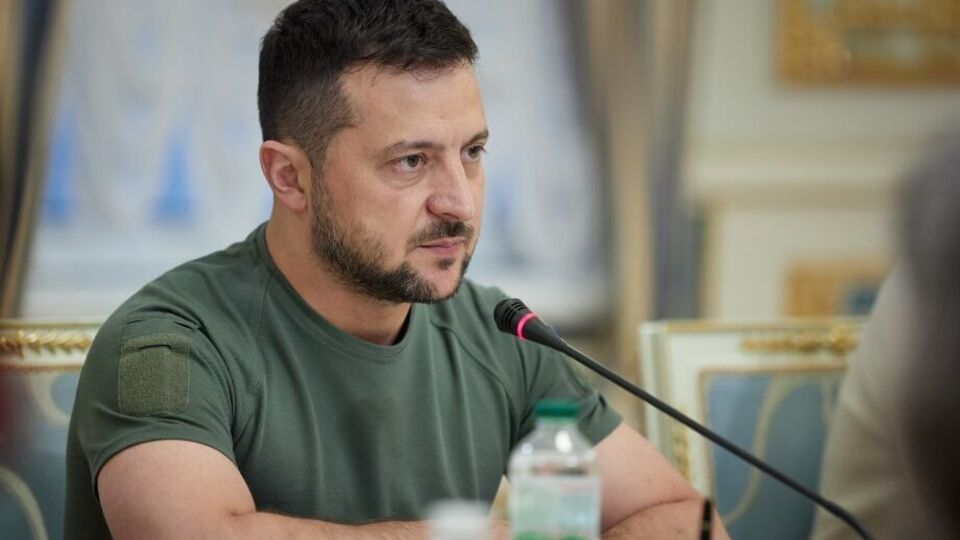 Чиновники США предлагают Зеленскому показать готовность закончить войну