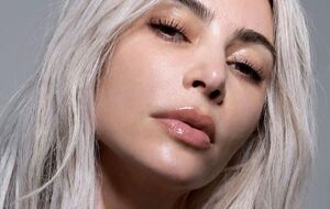 Кардашян является владелицей бренда SKIMS